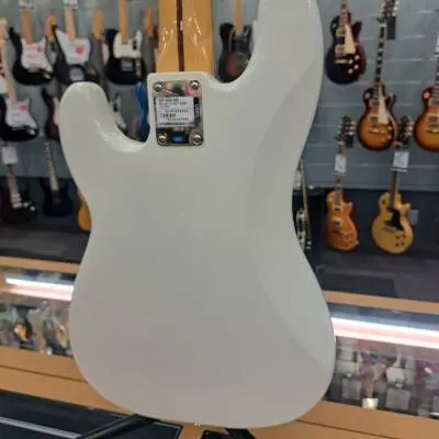 Squier Classic Vibe P Bass 2